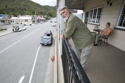 Relaxing in Reefton 2011 1 1 Relaxing in Reefton 2011 1 1